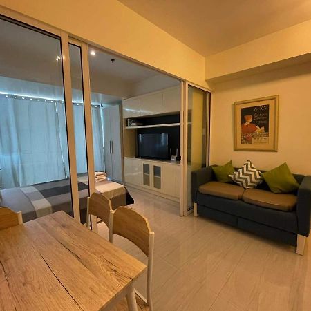 Azure Urban Resort With Wifi And Netflix Пасай Экстерьер фото
